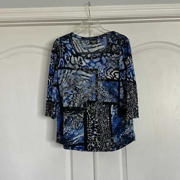 Tunic top with bling on the front - Picture 5 of 6